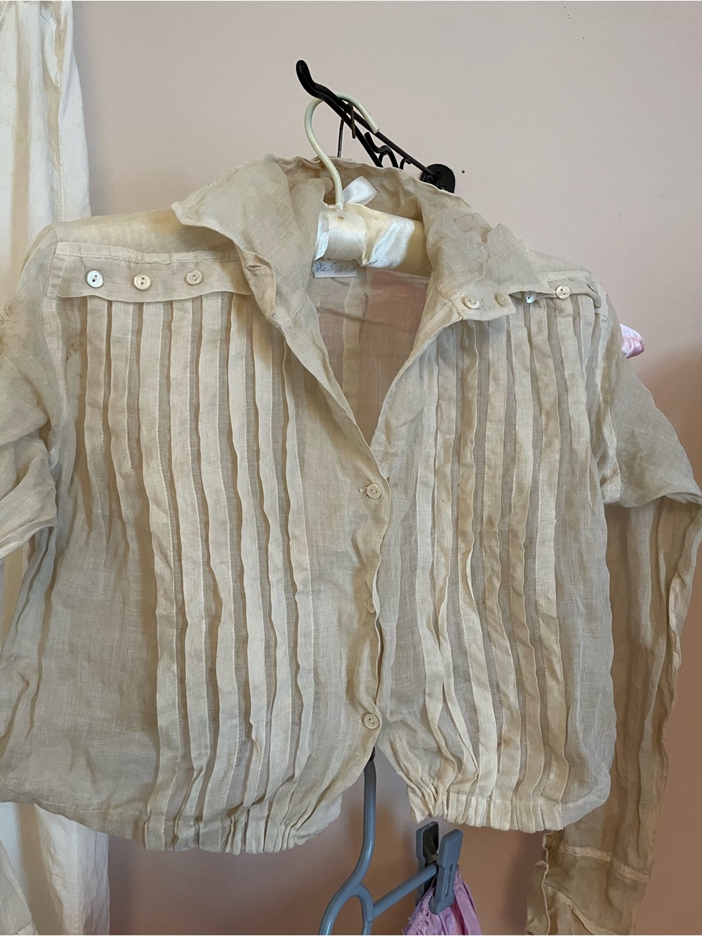 Vintage Cream Pintuck Button-Front Blouse